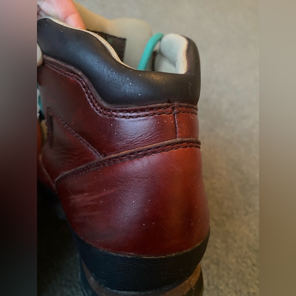 Supreme Timberland Hiking Boots - Picture 10 of 15